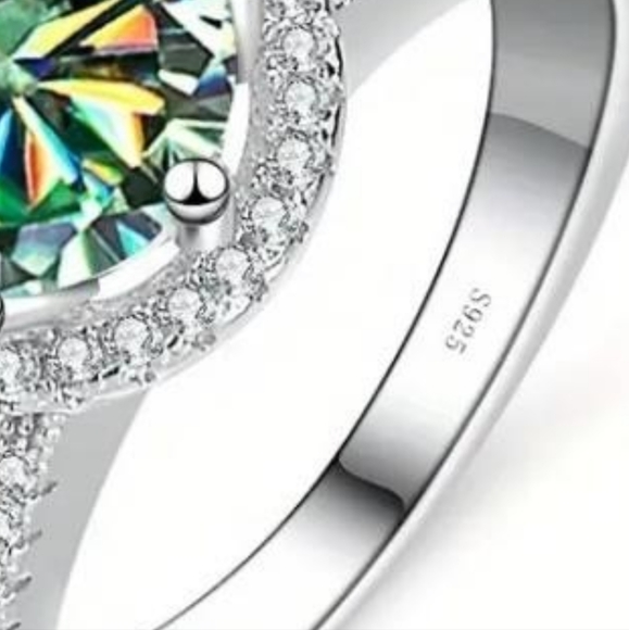 2 ct Green Moissanite Diamond Engagement Ring Size7 - Picture 2 of 5